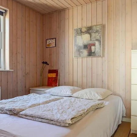 Awesome In W/ 2 Bedrooms